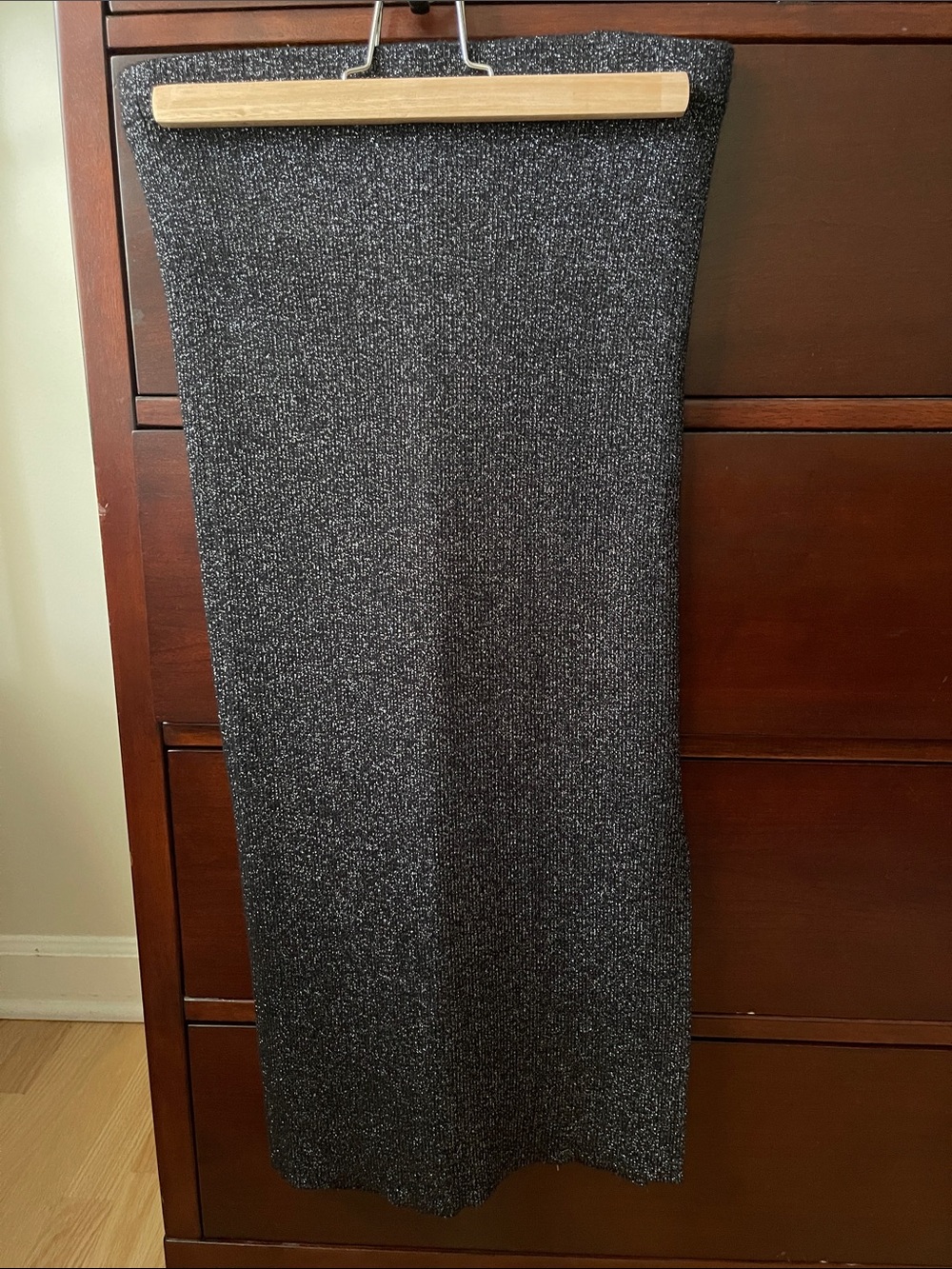 House of Harlow 1960 Sparkle Black Knit Pencil Midi Skirt